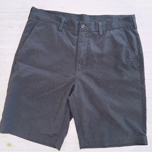 Classic Men's Black golf Shorts size 34